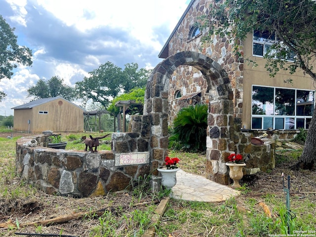 184 Guadalupe Hls, Seguin, TX 78155 - view of yard
