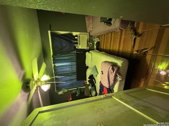 211 Wilcox, San Antonio, TX 78211 - view of game room