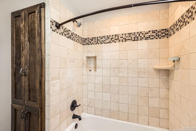 142 Winn, Universal City, TX 78148 - full bath with shower / bath combination