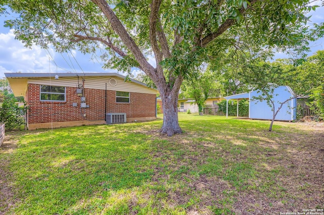 142 Winn, Universal City, TX 78148 - view of yard with a detached carport and a storage unit
