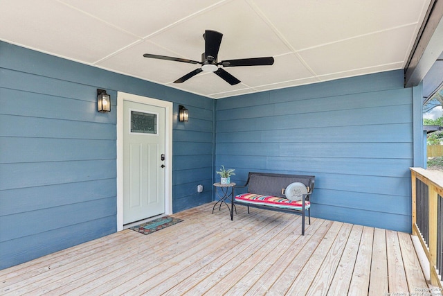 333 S Mesquite, New Braunfels, TX 78130 - wooden terrace featuring ceiling fan