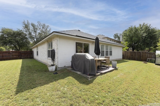 11862 Barkston, San Antonio, TX 78253 - rear view of property featuring a fenced backyard and a patio area