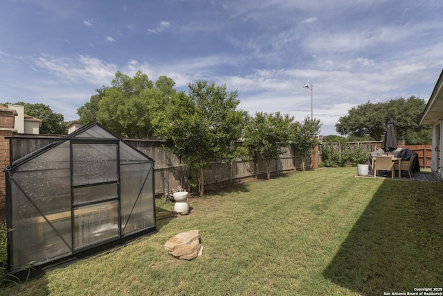 11862 Barkston, San Antonio, TX 78253 - fenced backyard with an exterior structure and an outbuilding