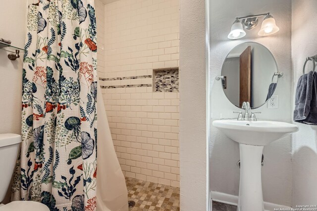 547 Patricia, San Antonio, TX 78216 - full bath with a shower stall and toilet