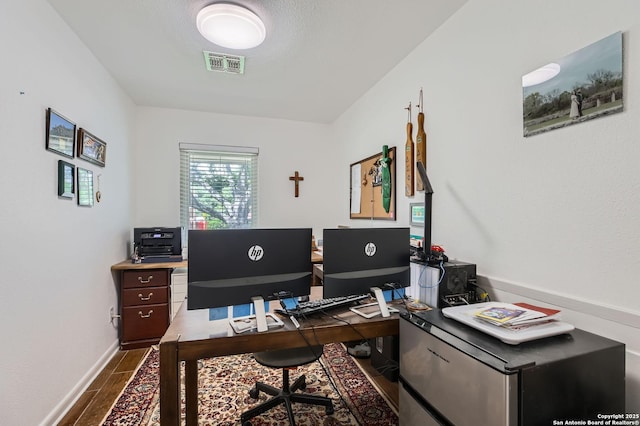 547 Patricia, San Antonio, TX 78216 - office space with baseboards and dark wood-style flooring