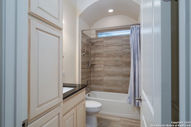 12 Denbury Gln, San Antonio, TX 78257 - bathroom featuring shower / tub combo and vanity