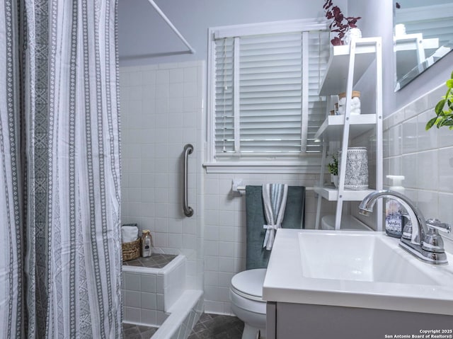 131 Hartford, San Antonio, TX 78223 - full bath with tile walls, a shower with curtain, and vanity
