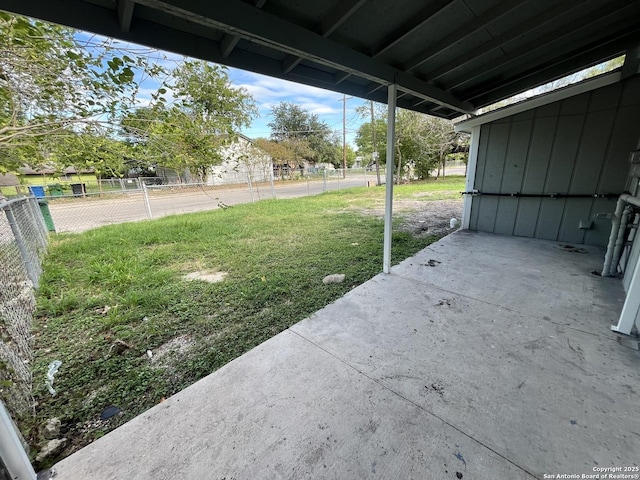 503 Grosvenor, San Antonio, TX 78221 - view of yard with a patio