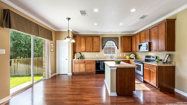 8023 Jalane Oaks, San Antonio, TX 78255 - kitchen featuring appliances with stainless steel finishes, brown cabinets, plenty of natural light, light countertops, and recessed lighting