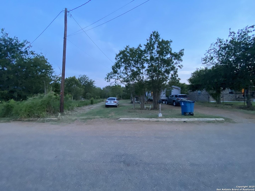 415 Kinsel, Dilley, TX 78071