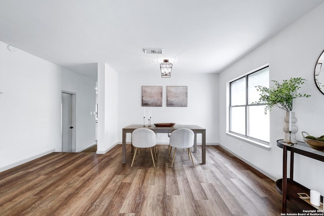 13322 Galicia, Universal City, TX 78148 - dining room featuring wood finished floors and baseboards