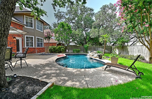 21539 Bubbling Crk, San Antonio, TX 78259 - view of pool with a patio and a fenced backyard