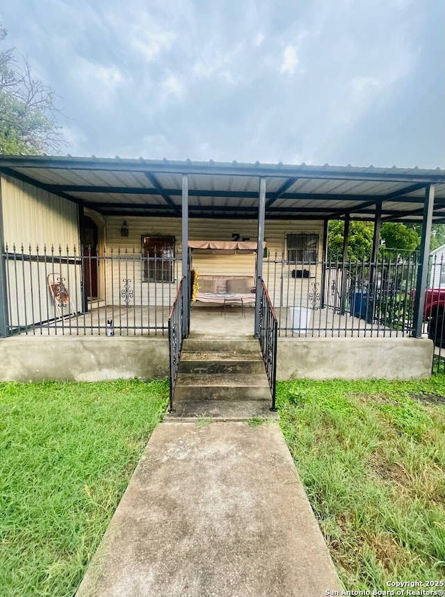 2510 W Mulberry Ave, San Antonio, TX 78228 - view of front of house featuring a carport
