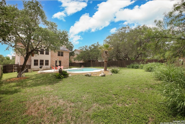 18706 Redriver, San Antonio, TX 78259 - fenced backyard with a patio area