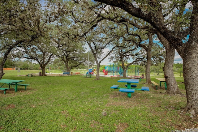 18706 Redriver, San Antonio, TX 78259 - view of grassy yard
