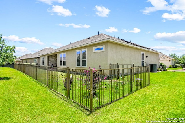 4603 Camden, San Antonio, TX 78261 - back of house with stucco siding