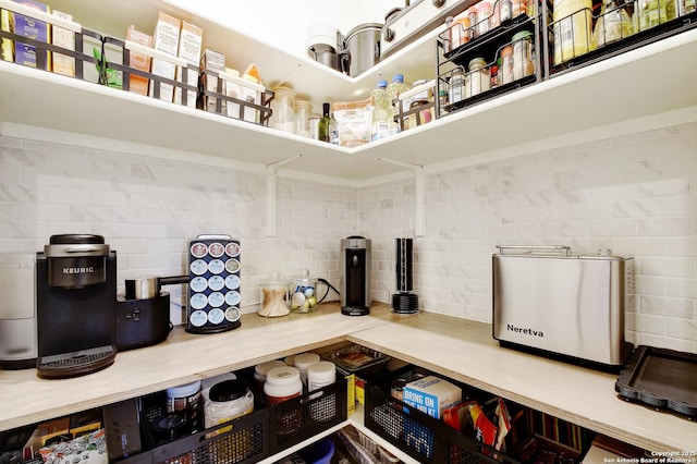13019 Louberg, San Antonio, TX 78253 - view of pantry