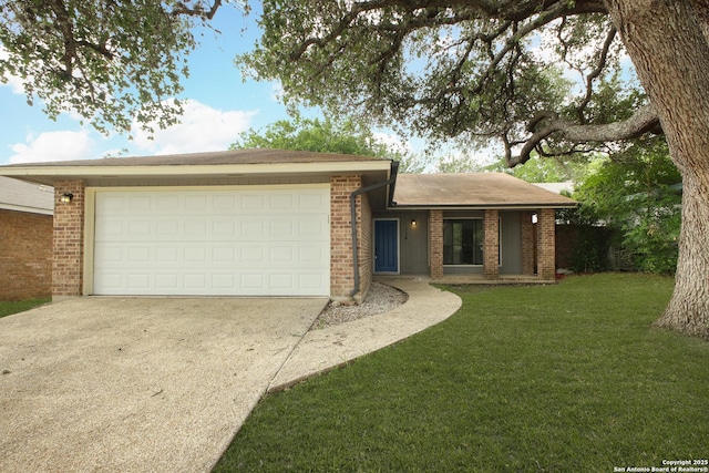 114 Crystal Cyn, Universal City, TX 78148 - single story home featuring driveway, brick siding, an attached garage, and a front yard