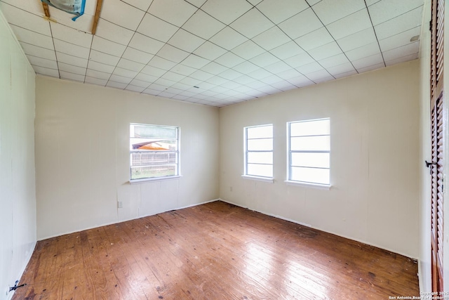 606 W Baetz Blvd, San Antonio, TX 78221 - spare room featuring hardwood / wood-style floors