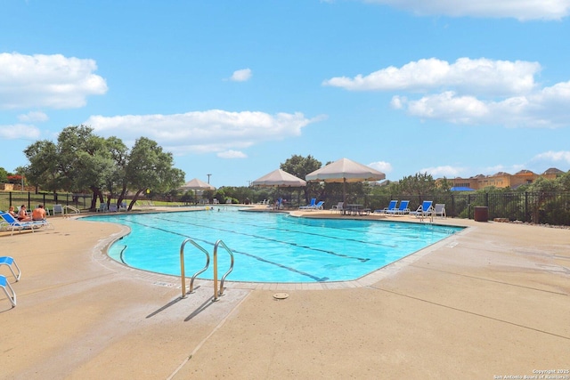 3403 Navajo Peace, San Antonio, TX 78261 - community pool with a patio