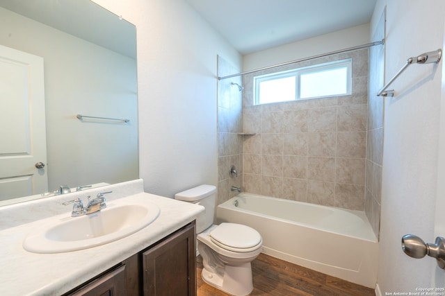 5722 Tanquil Cv, Converse, TX 78109 - full bathroom with wood finished floors, vanity, and bathing tub / shower combination