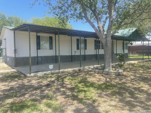207 S Edwards, Charlotte, TX 78011 - back of property