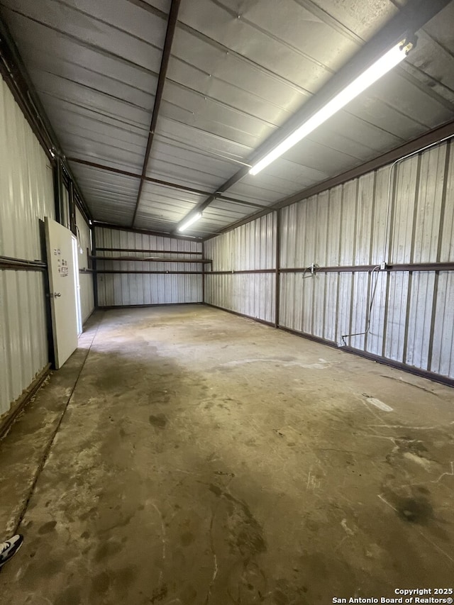 207 S Edwards, Charlotte, TX 78011 - view of garage