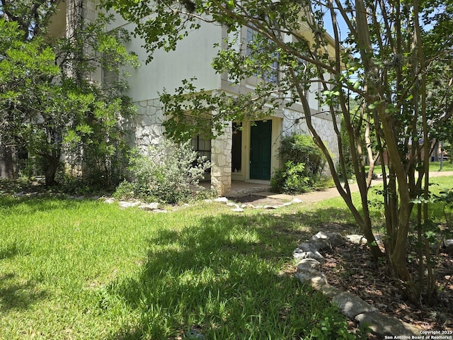 14107 Moss Farm, San Antonio, TX 78231 - view of grassy yard