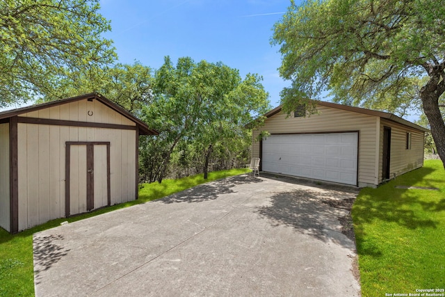 25615 Dull Knife Trl, San Antonio, TX 78255 - view of detached garage