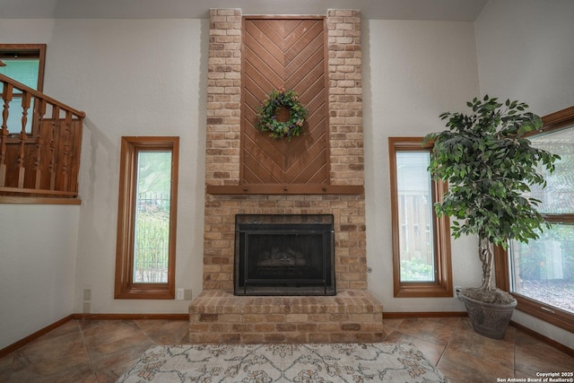 14519 Parksite Woods, San Antonio, TX 78249 - living area featuring a fireplace and baseboards