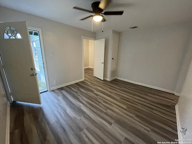 2025 Texas, San Antonio, TX 78228 - entryway with a ceiling fan and dark wood-style floors