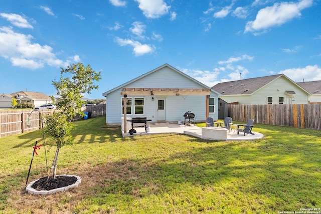 5331 Fair Moon, Bulverde, TX 78163 - rear view of house with a patio area and a fenced backyard