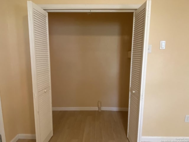 305 Osage, Refugio, TX 78377 - view of closet