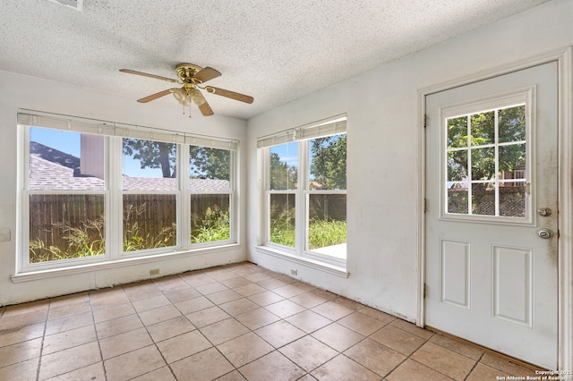11305 Forest Night, Live Oak, TX 78233 - unfurnished sunroom with healthy amount of natural light