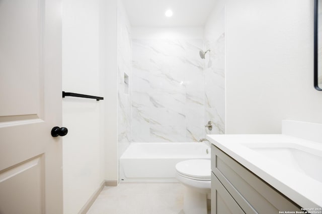 326 Cactus, San Antonio, TX 78203 - bathroom with vanity, bathing tub / shower combination, and recessed lighting