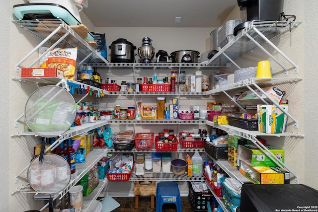 9915 Mustang Isle, San Antonio, TX 78254 - view of pantry