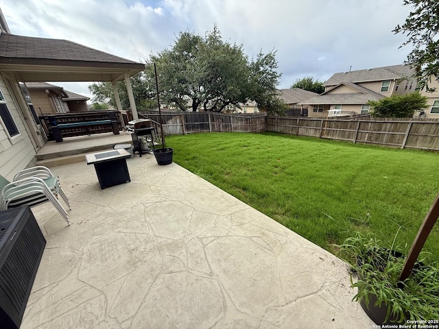 15530 Gray Catbird, San Antonio, TX 78253 - fenced backyard featuring a patio area and a grill