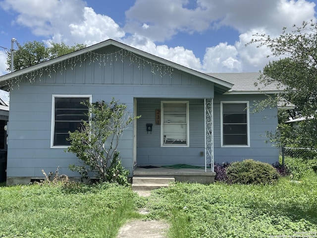 231 Carroll, San Antonio, TX 78225 - bungalow-style home featuring covered porch and board and batten siding
