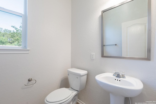 20131 Silver, San Antonio, TX 78259 - bathroom featuring a sink and toilet