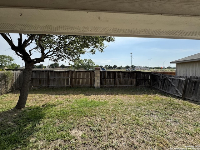 6547 Estes Flts, San Antonio, TX 78242 - view of fenced backyard