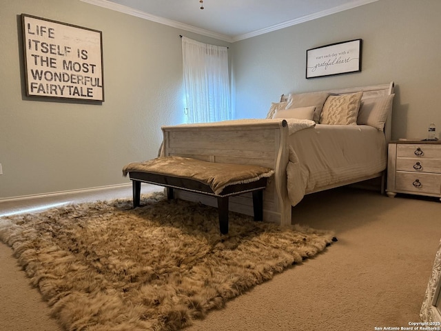 6922 Lunar, Converse, TX 78109 - bedroom featuring carpet and crown molding