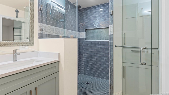 1069 Ivy Ln, Terrell Hills, TX 78209 - bathroom featuring a shower stall and vanity