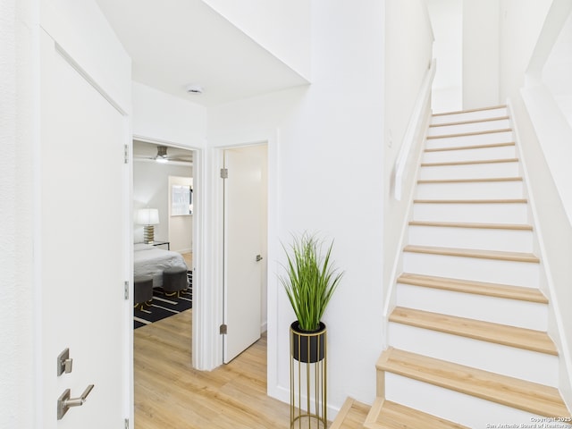 7007 Elk Trl, San Antonio, TX 78244 - stairs featuring wood finished floors and a ceiling fan