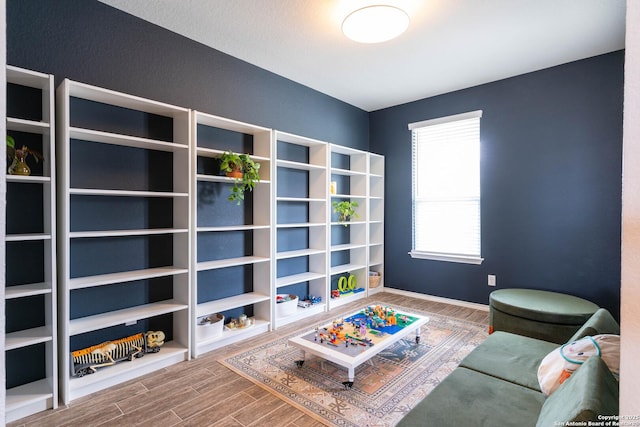 5944 Sterling Vw, Schertz, TX 78108 - sitting room featuring wood finished floors and baseboards