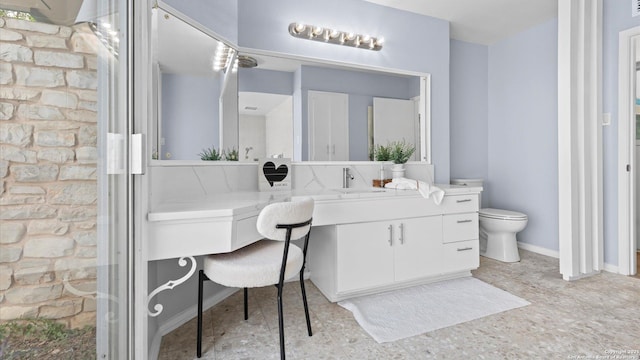 1318 Mount Vieja, San Antonio, TX 78213 - bathroom featuring vanity and toilet
