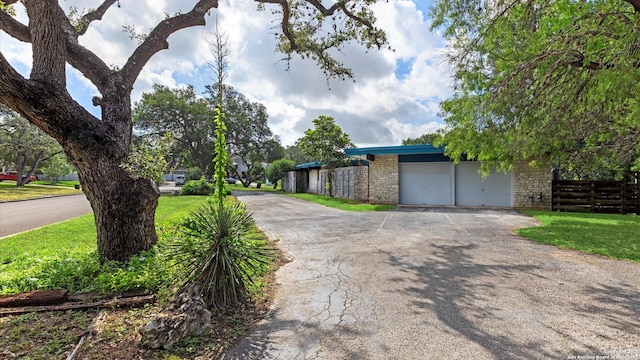 1318 Mount Vieja, San Antonio, TX 78213 - view of road