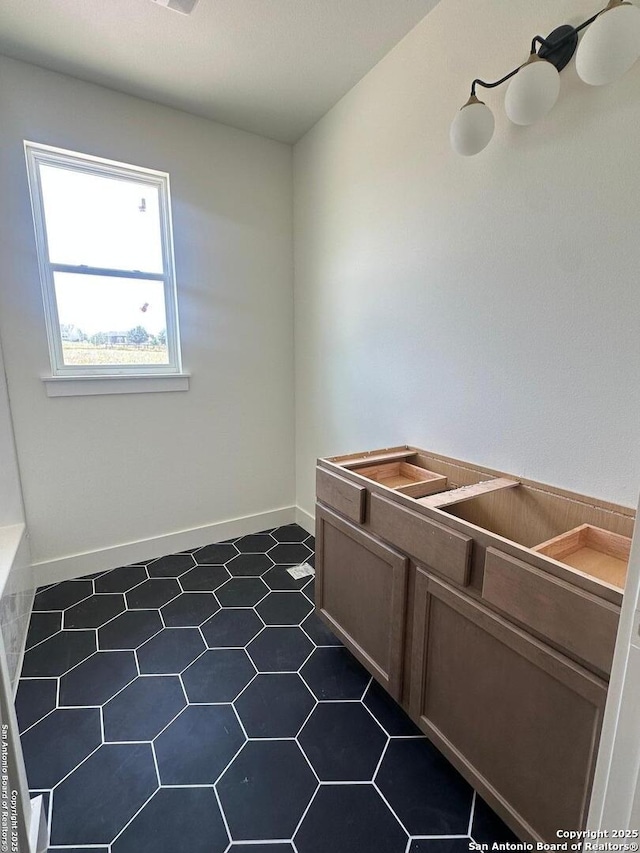 129 Merion Ln, Vernia, TX 78121 - mudroom featuring baseboards