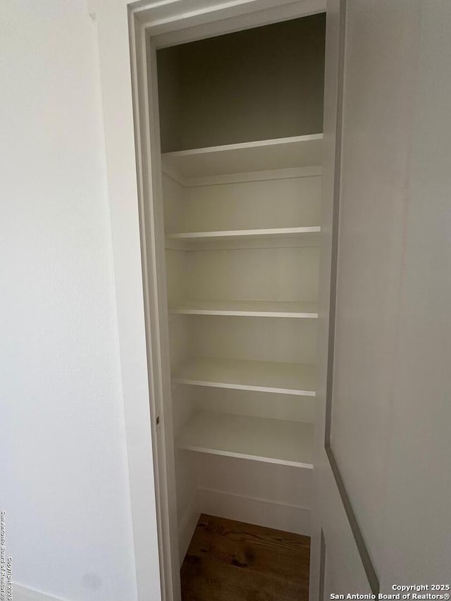 129 Merion Ln, Vernia, TX 78121 - view of closet