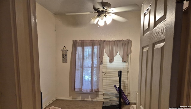 337 Pendleton, San Antonio, TX 78204 - entrance foyer featuring baseboards and a ceiling fan