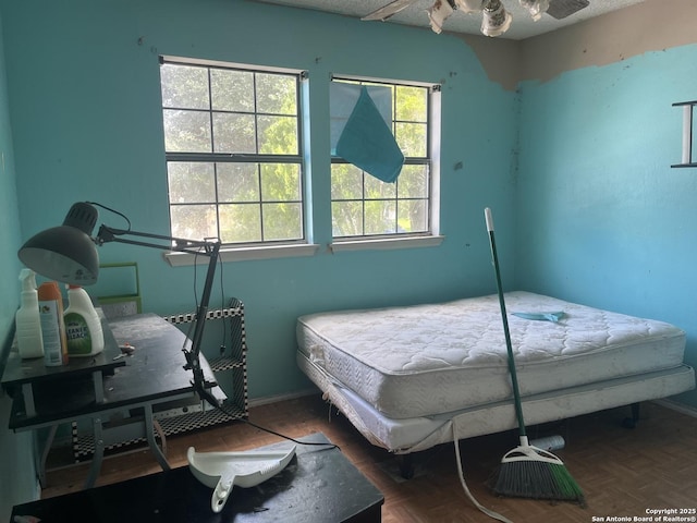 5212 Vinecrest, Kirby, TX 78219 - bedroom with baseboards